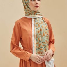 01-camelia-meryemce-esarp-online-shop-fresh-scarfs-camelia-twill-schal-cagla-yesili3
